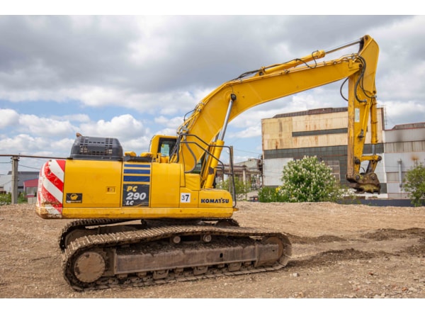 Excavator senile Komatsu PC 290LC-11 de vanzare